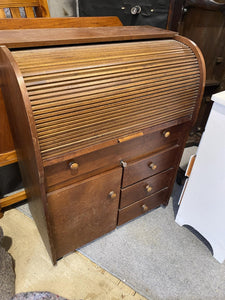 Wood Roll Top Desk With 4 Drawers/1 Door 52011