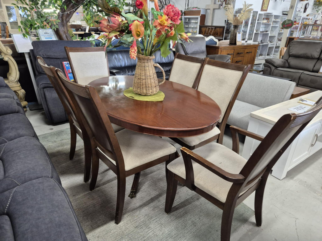 Wood Oval Dining Table With 6 Chairs 52830