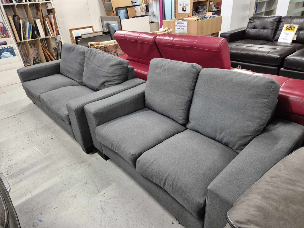 Grey Fabric 5 Seater  Lounge Suite 52403