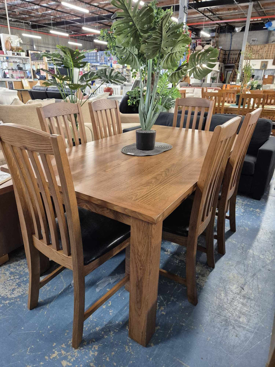 Richmond Dining Table With 6 Richmond Chairs NEW!!! 52434