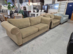 Brown Fabric  5 Seater  Lounge Suite 52440