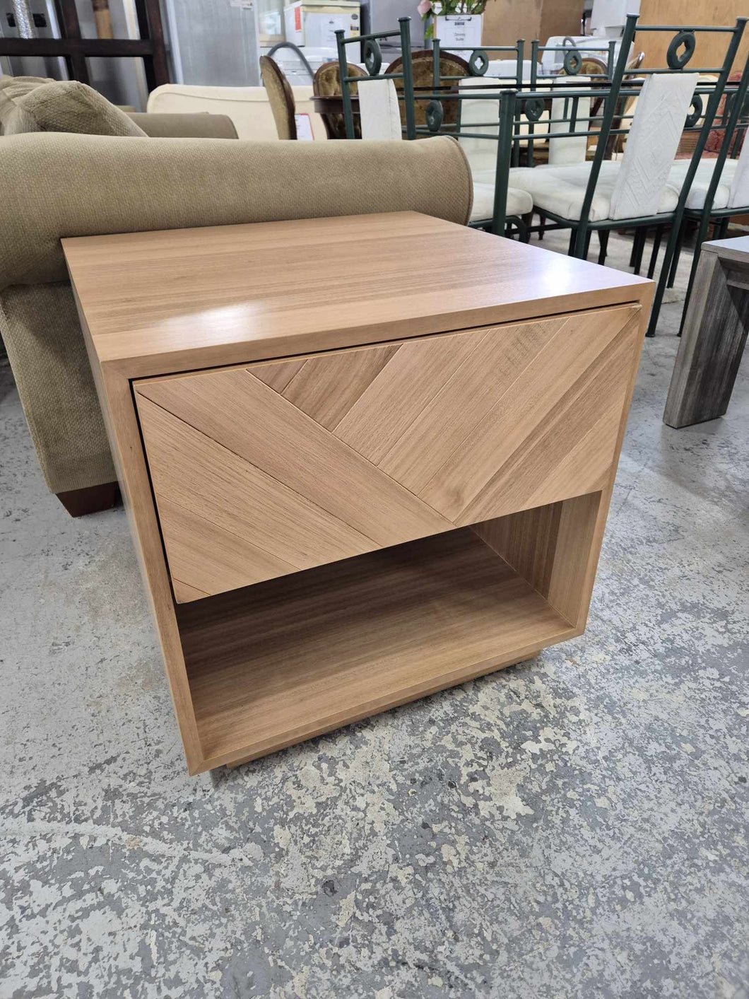 Light Wood Nick Scali Lamp Table With 1 Drawer 52481