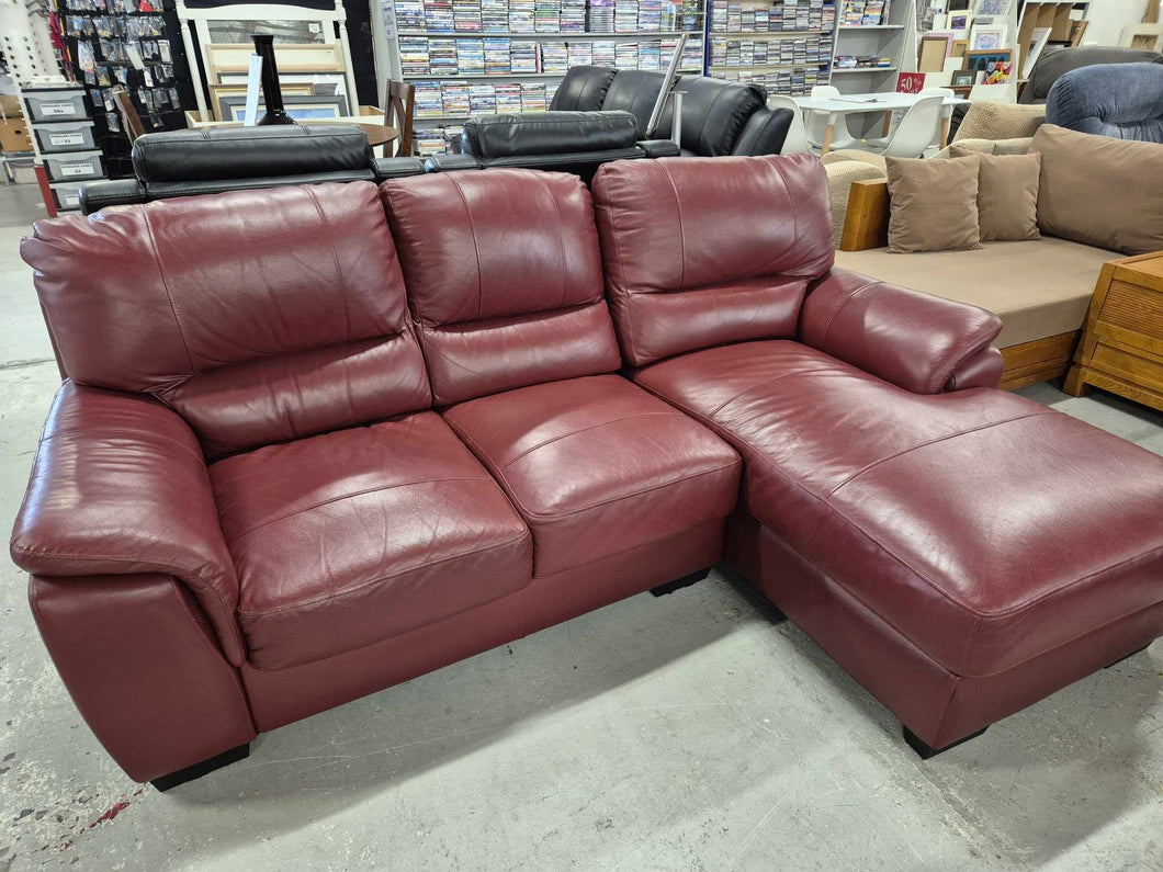 Red Medium Corner  Lounge Suite 52500