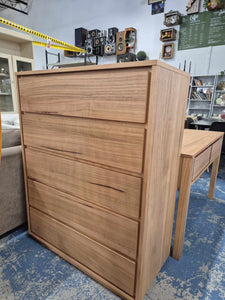 Dallas Light Wood  Tall Boy With 5 Drawers NEW!!! 52617