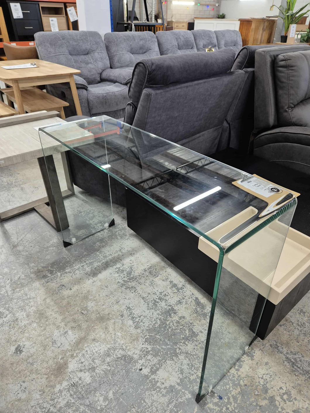 U Shape Glass Hall Table  NEW!!!  49634