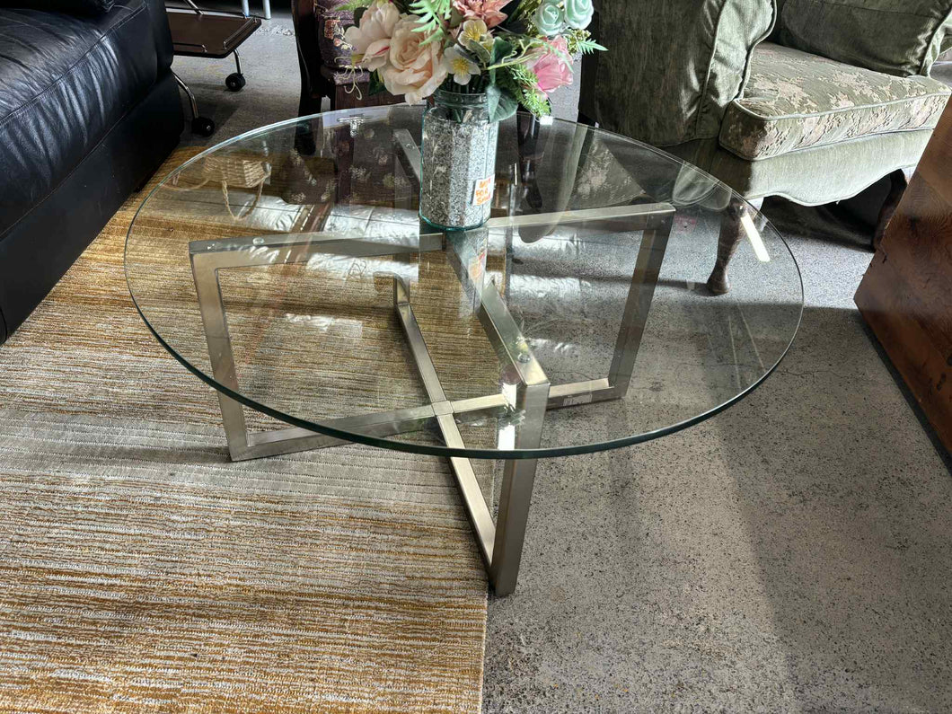 Glass Top/Metal Frame Round Coffee Table 52866