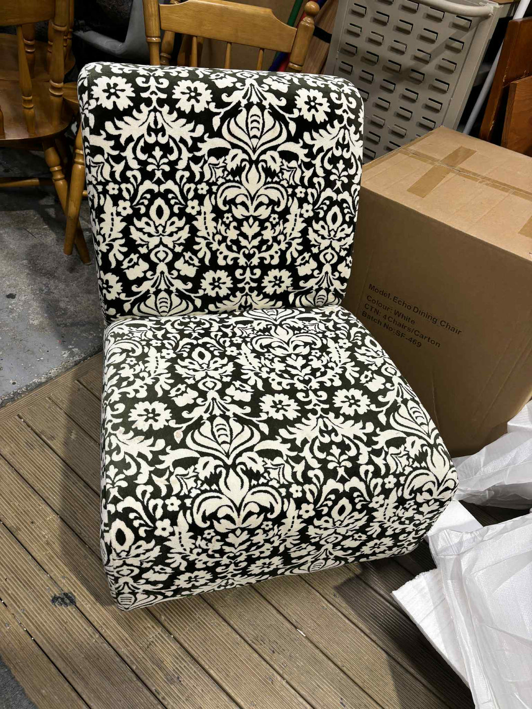 Grey/White Floral Single Chair 52869