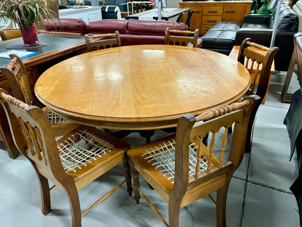 Yellow Wood Dining Table With 6 Chairs 52245