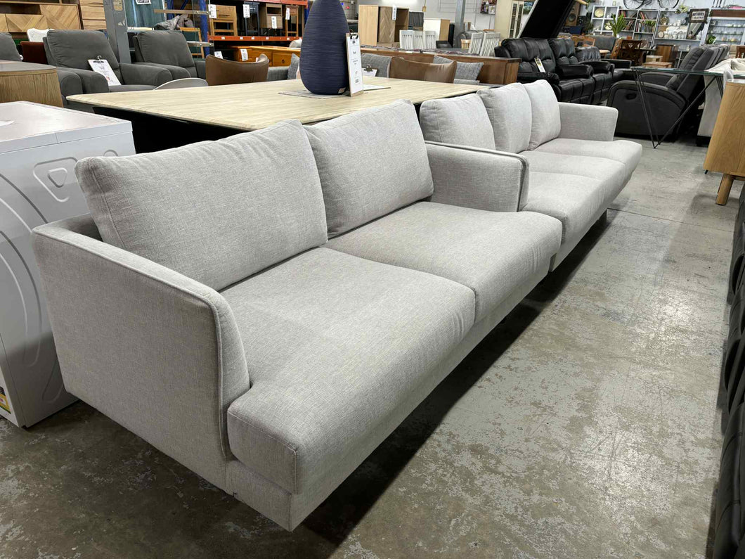 Light Grey Fabric 5 Seater Lounge Suite 52822