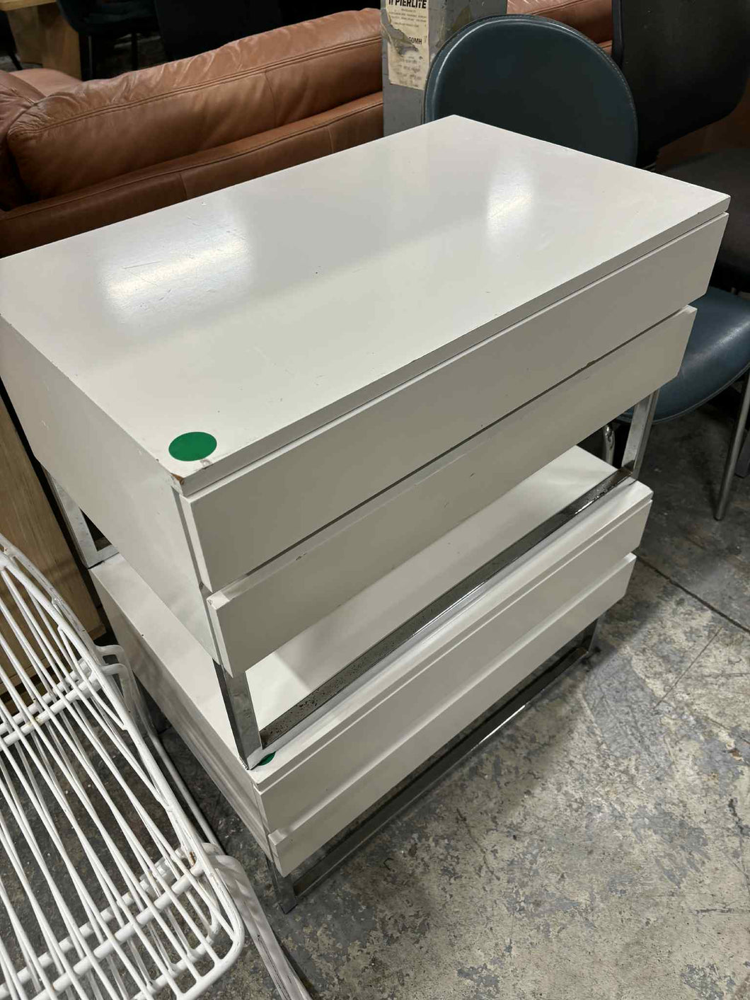 Bedside Cab White 1 Drawer