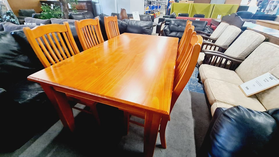 Pine Dining Suite Table  with 6 Chairs  New !!! 49604